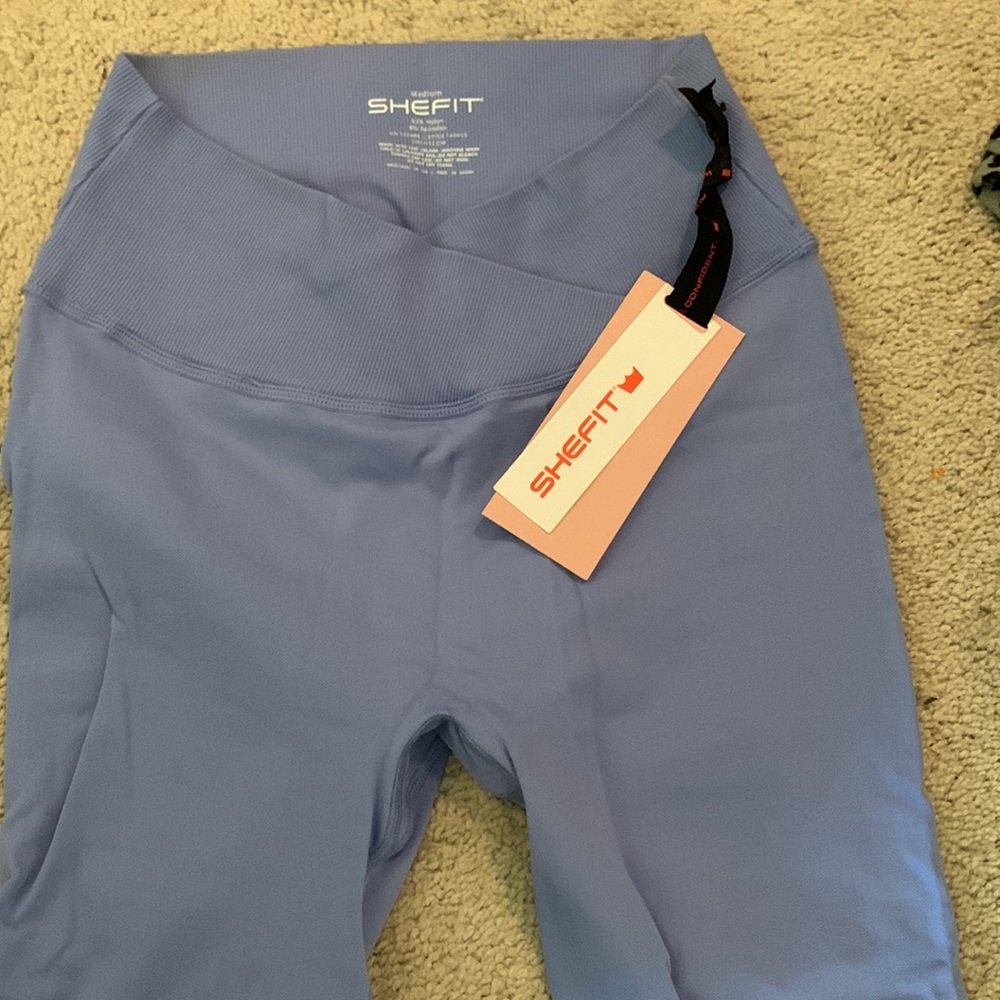 SHEFIT ombré periwinkle leggings *NWT* - Picture 4 of 5